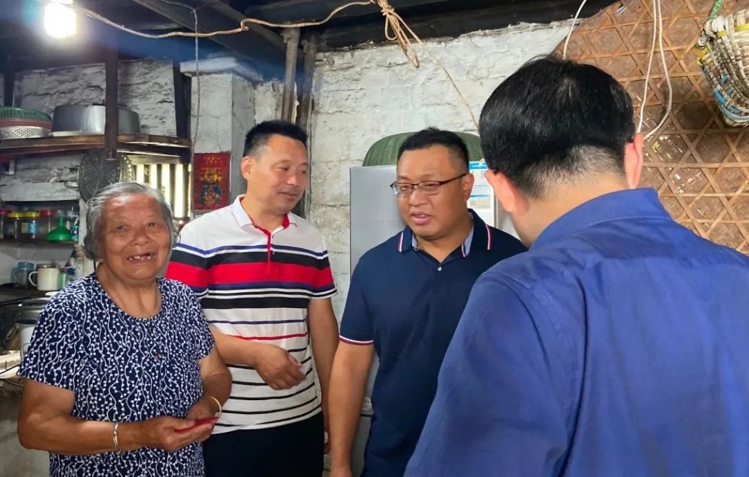 飲水思源，不忘社會(huì)責(zé)任——迅實(shí)科技情系家鄉(xiāng)公益行_浙江迅實(shí)科技有限公司_548303906.jpeg